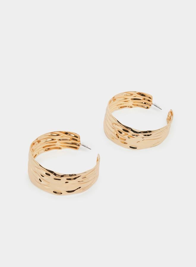 ستايلي أقراط حلقية بتفاصيل بارزة الملمس - Image 4